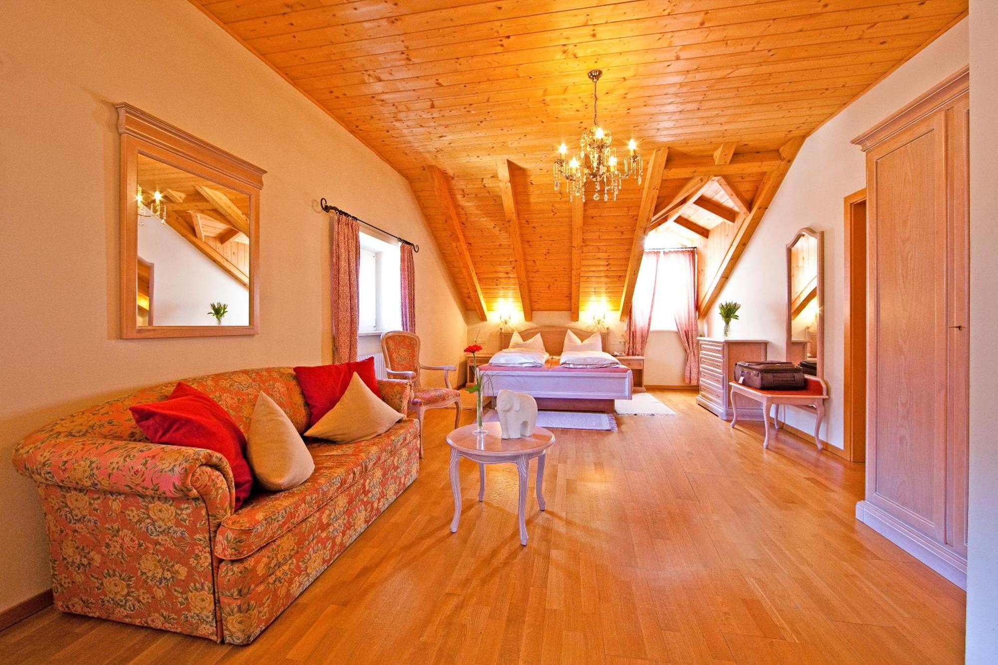 Hotel Elefant Ora / Auer Habitación foto